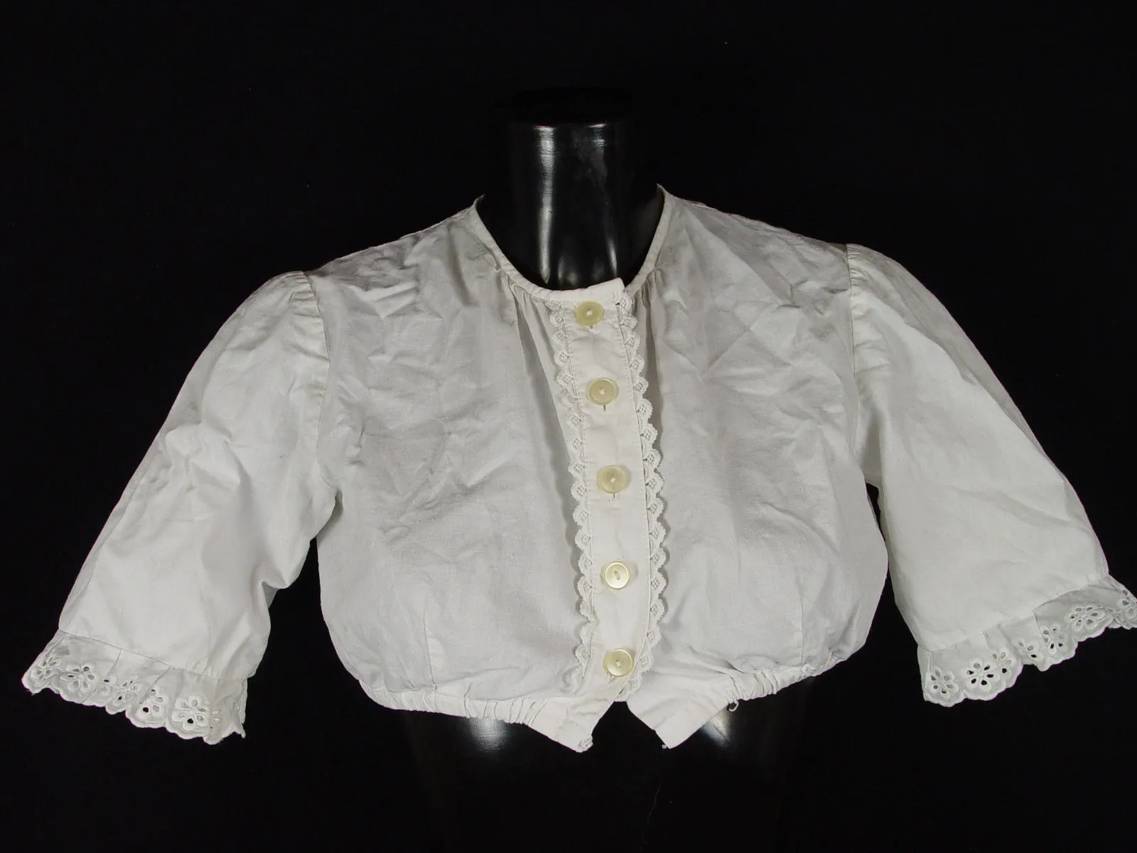 Gr.40 Dirndlbluse  mit rundem Ausschnitt   Bluse für Dirndl Trachtenbluse B2861